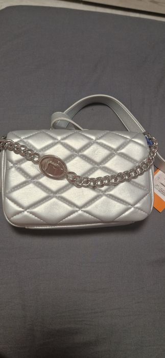 Сумка Trussardi Нова! Оригінал, можно за ручку, можно на пояс