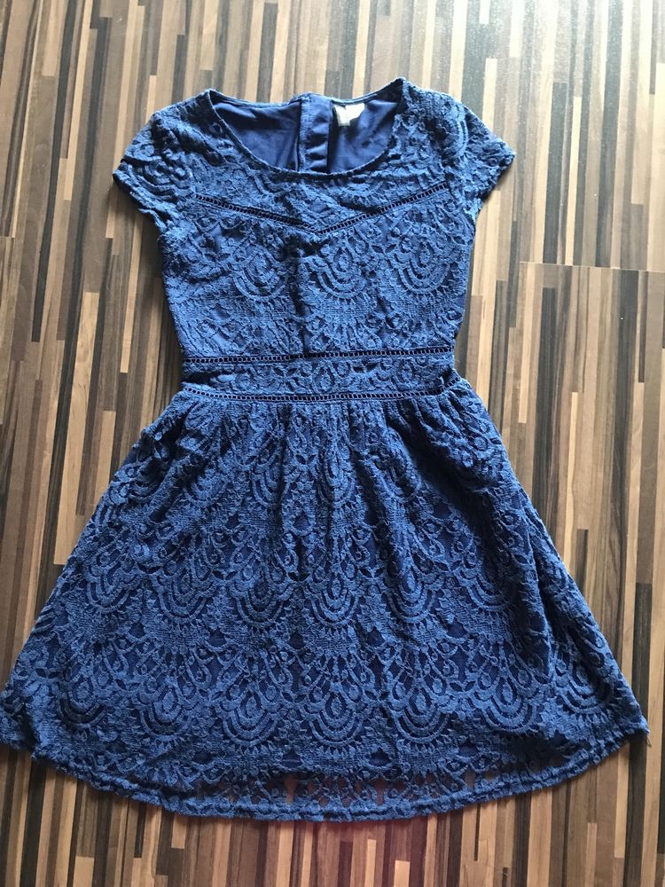 Koronkowa sukienka H&M 34/XS