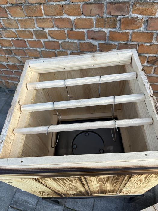 Wędzarnia ogrodowa drewniana wędzok palenisko