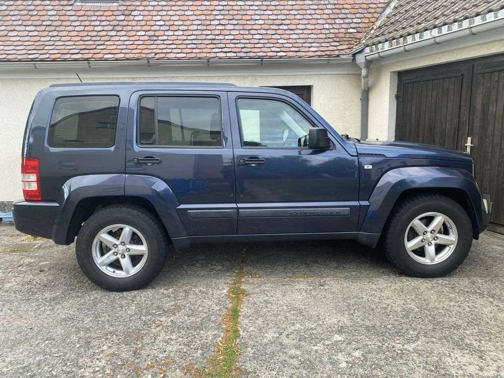 Jeep Cherokee IV KK, 2008, 2.8crd, manual