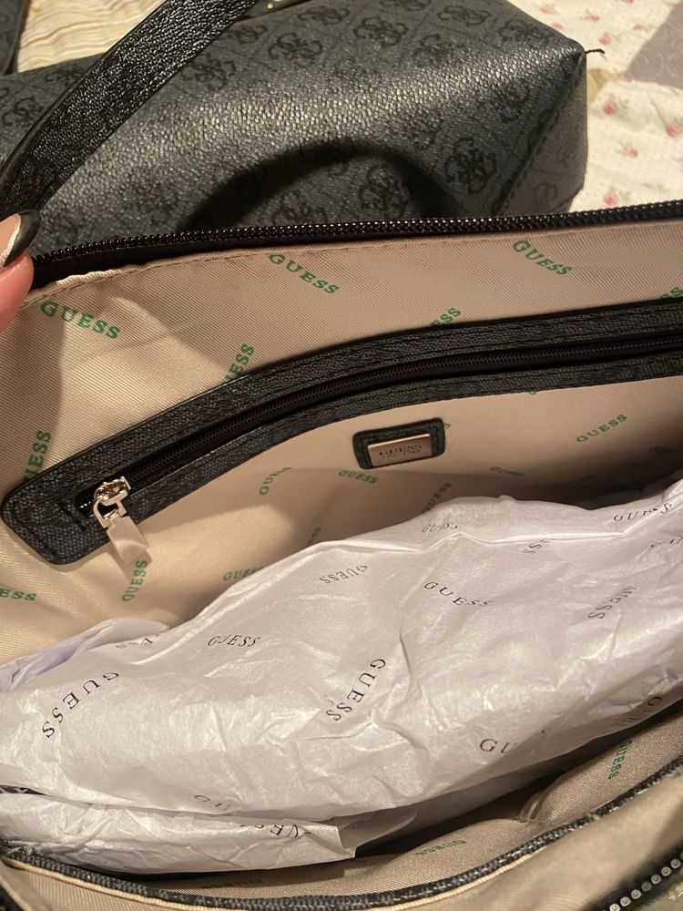 Mala Guess Shopper Brenton