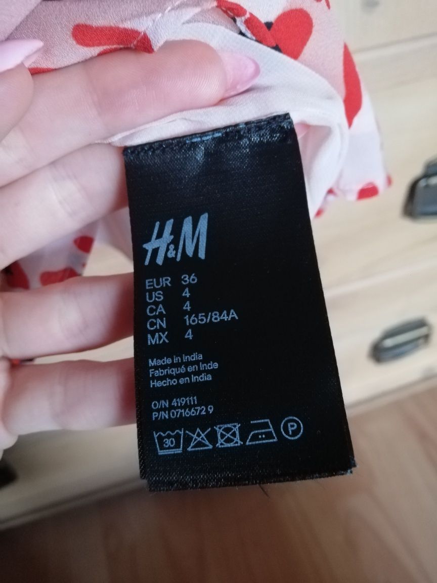 Top na ramiączkach z dekoltem w serek rozm. 36 H&M