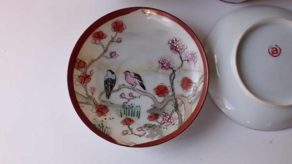 2 chávenas com pires casquinha de ovo antigas