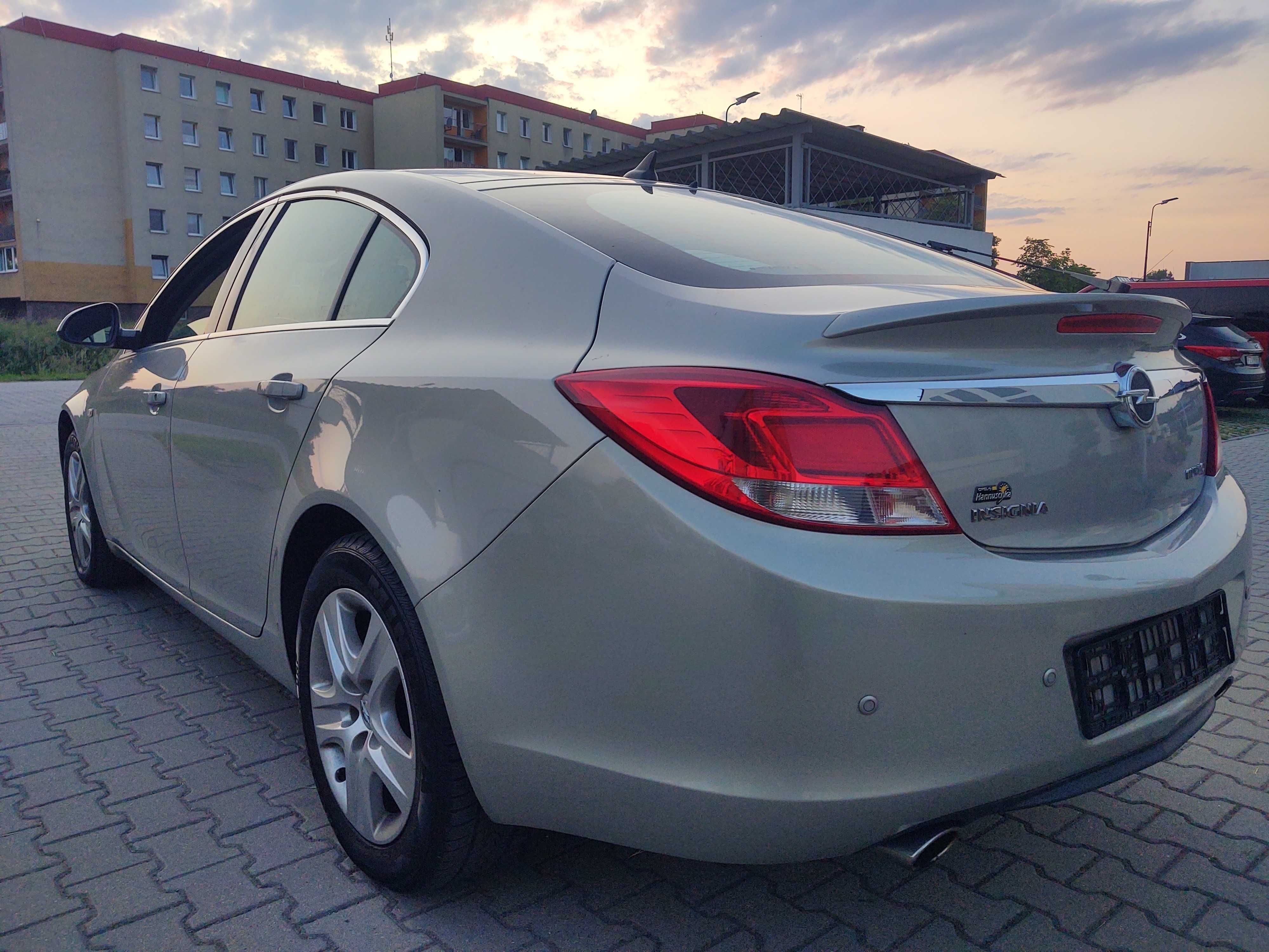 opel insignia 2009r 2.0 turbo 220KM SUPER STAN 159 tyś km NAWIGACJA