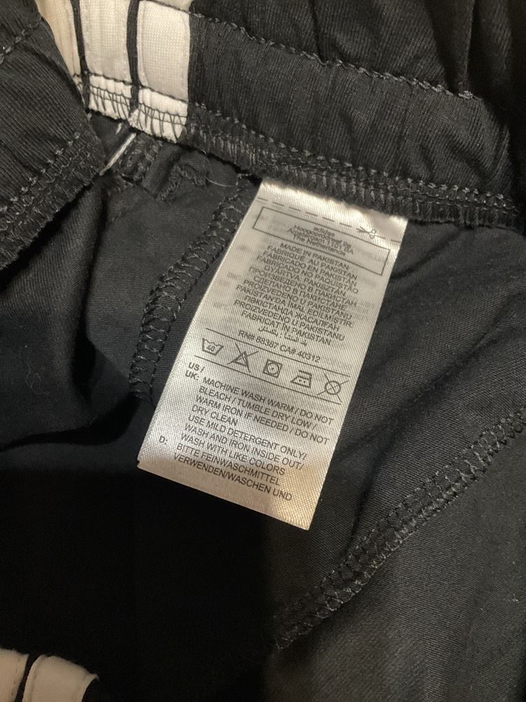 Шорты женские Адидас оригинал L-XL