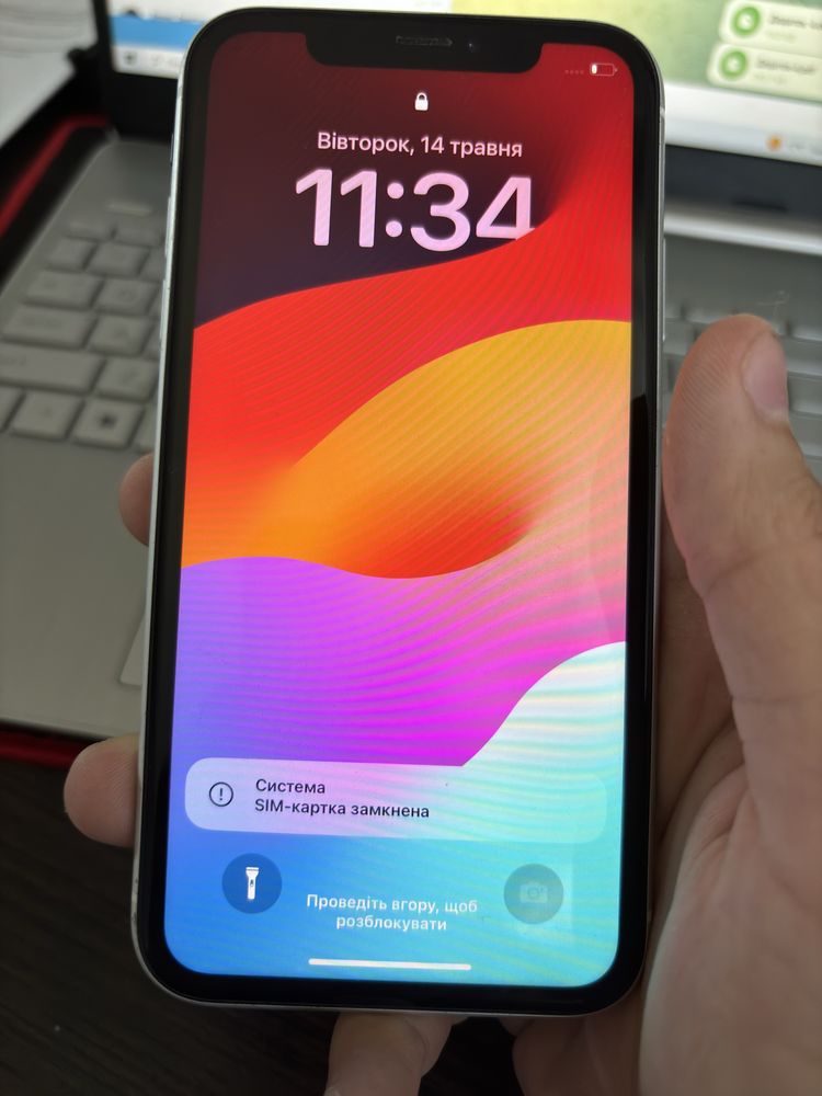 Смартфон Iphone XR білий