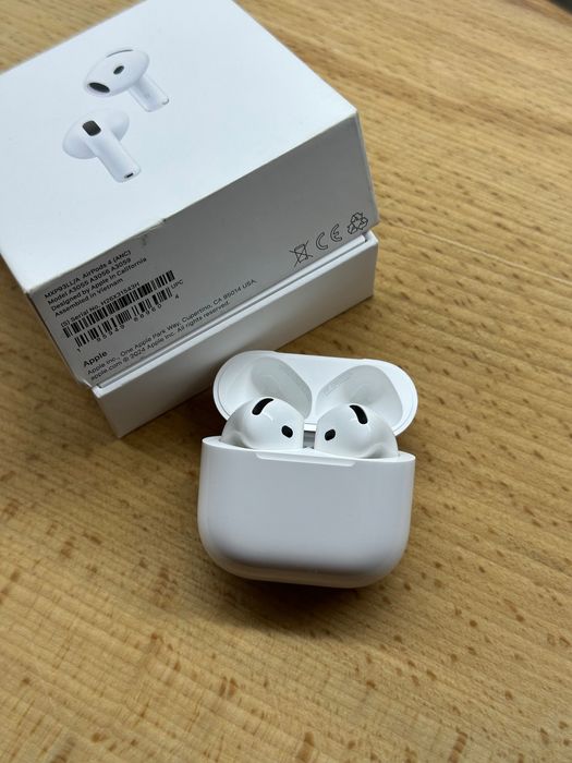 Оригінальні Apple AirPods 4 ANC з коробкою
