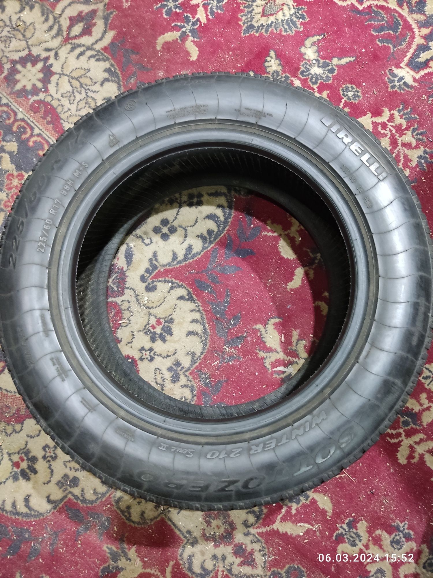 R17 225/60 Pirelli. Run flat. Зима. 6мм. 2020г. 4шт.