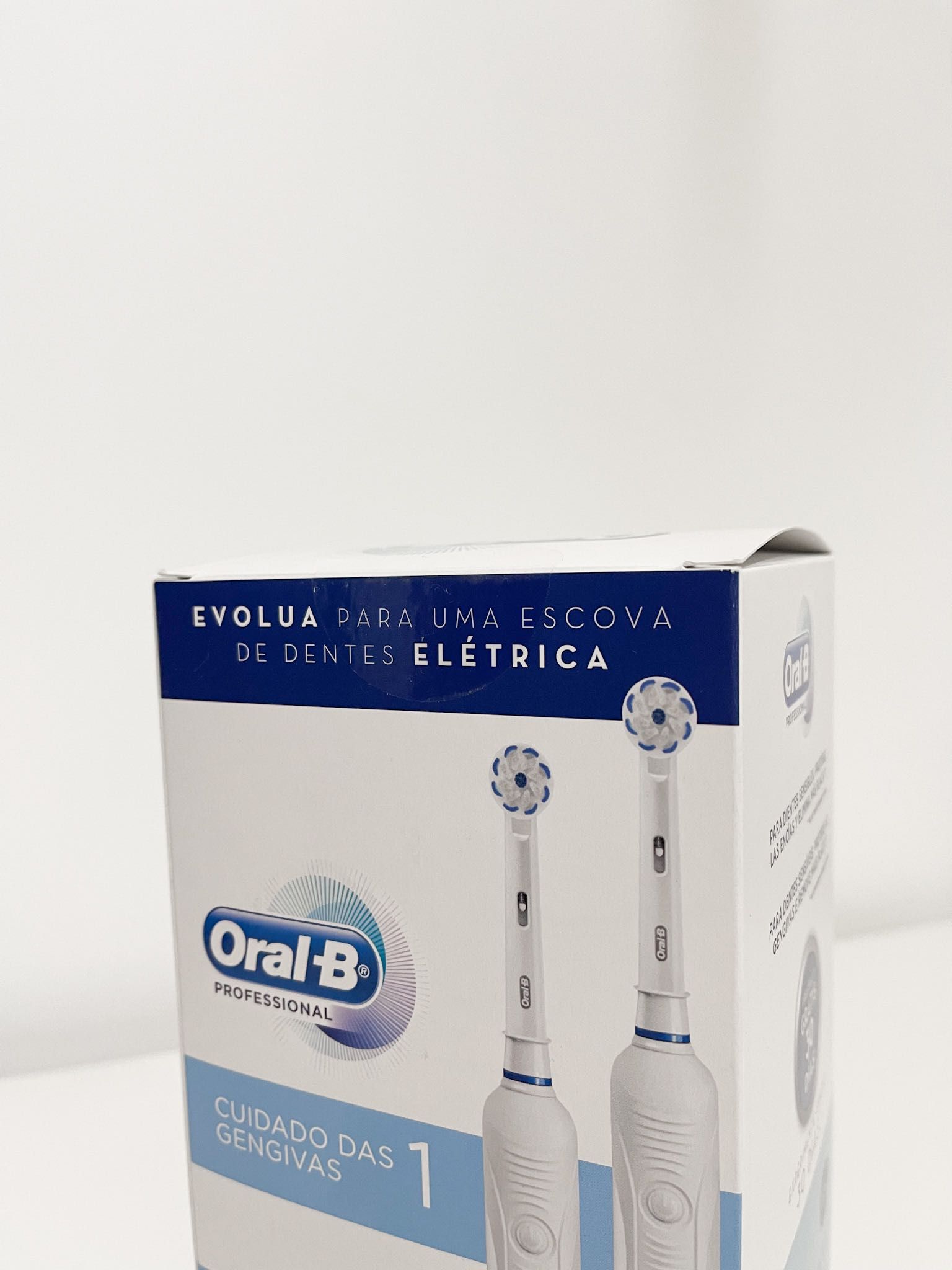 Escova Oral-B Pro 1 | Pack