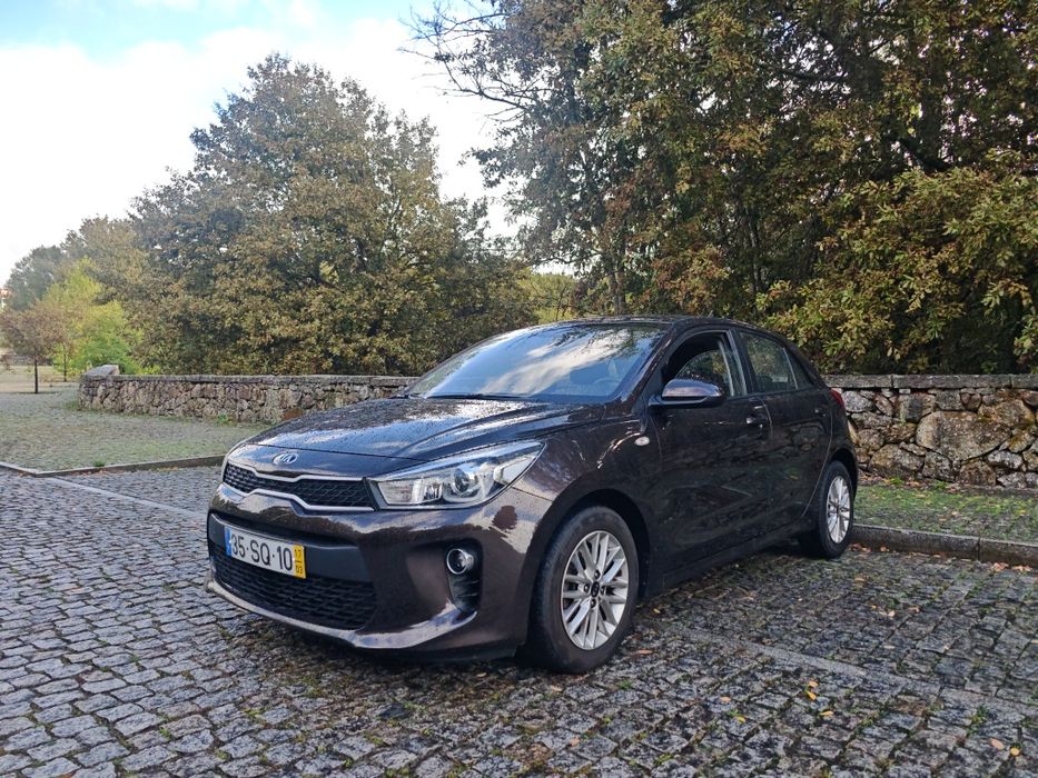 Kia Rio 1.4 CRDI Livro Rev. 80km Novo Troco