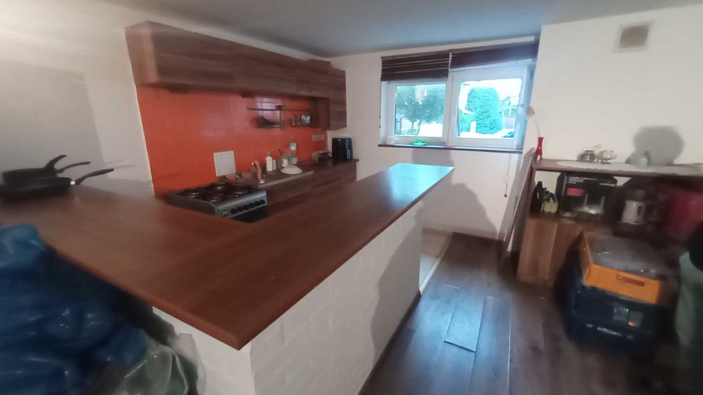 Pokój na wynajem  wraz z łazienką i kuchnią i balkonem