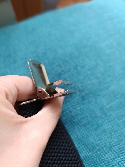 Підтяжки чорного кольору