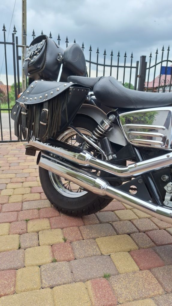 Honda Shadow 125