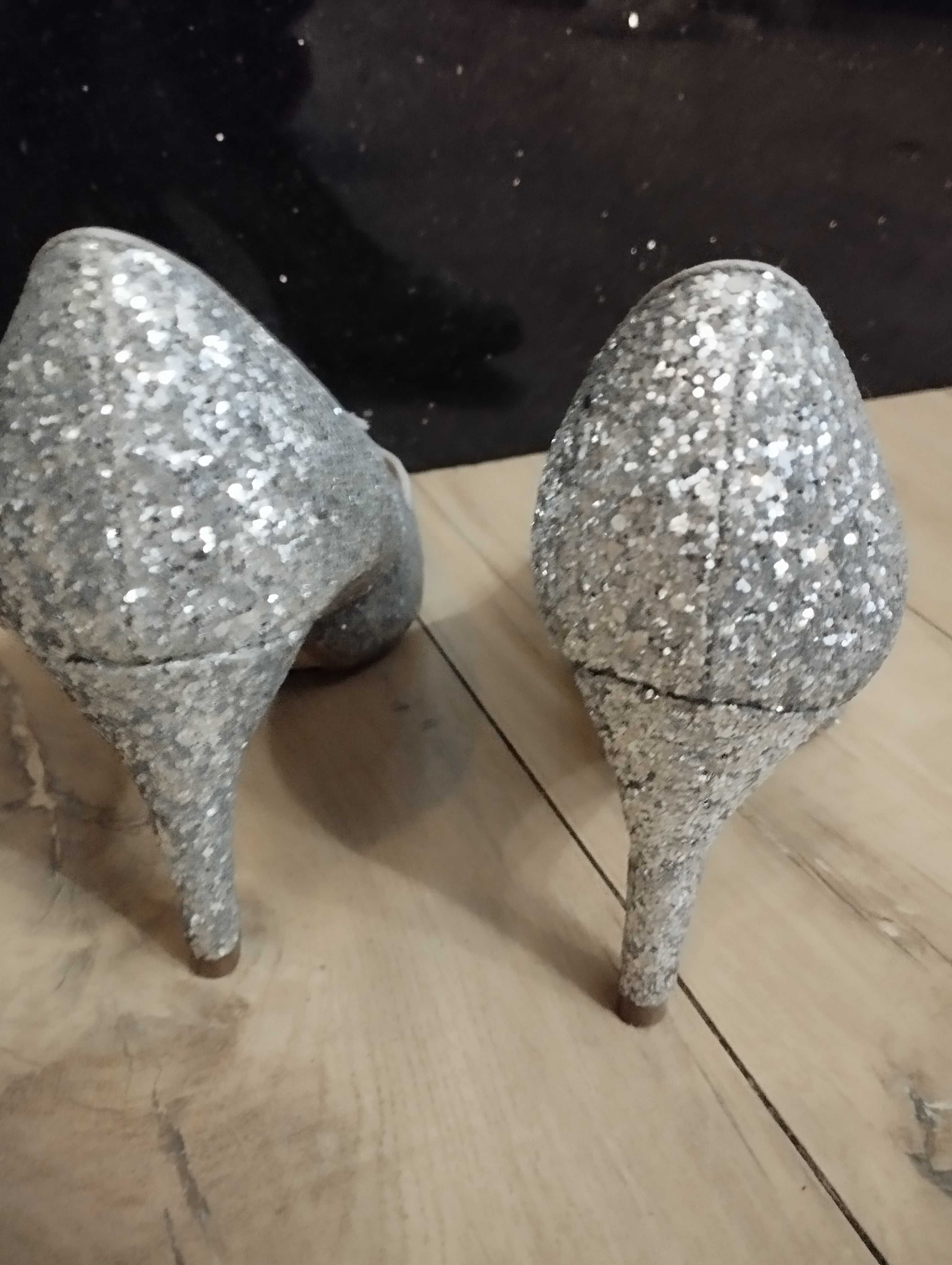 Buty szpilki next brokat srebrne r 36