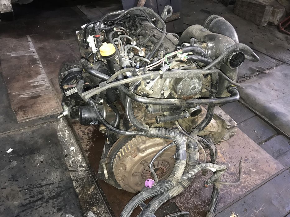 Разборка Рено Трафик 1.9 2005 год