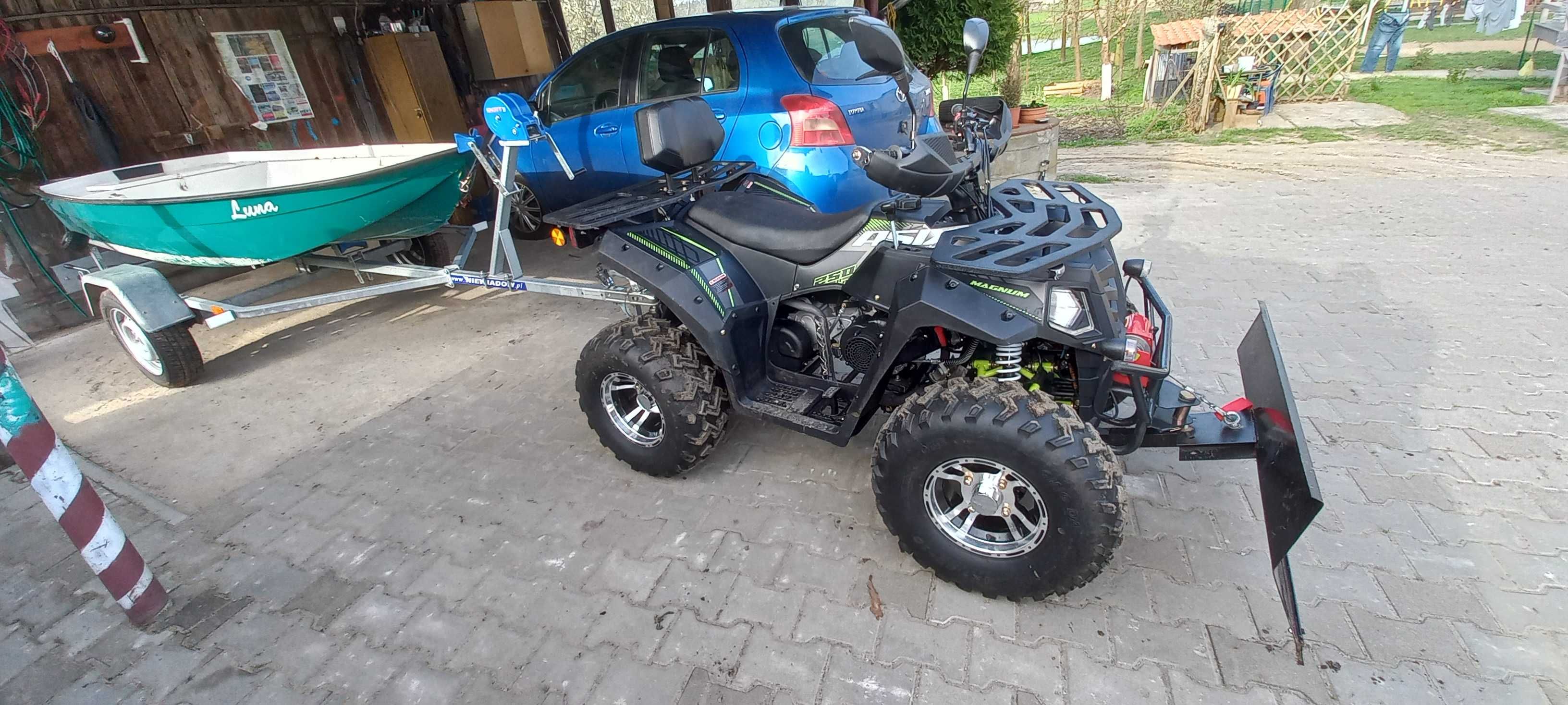 Nowy Asix magnum 250 rr z przyczepką do lodzi