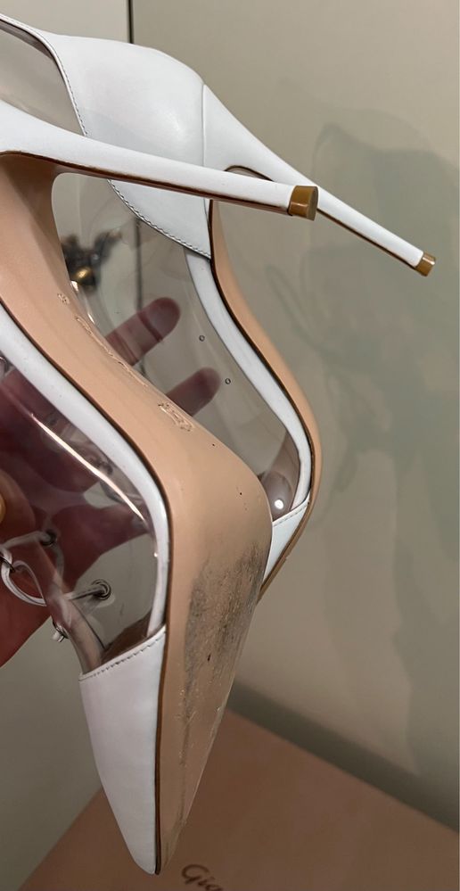 Gianvito Rossi 40-41 ориг christian louboutin