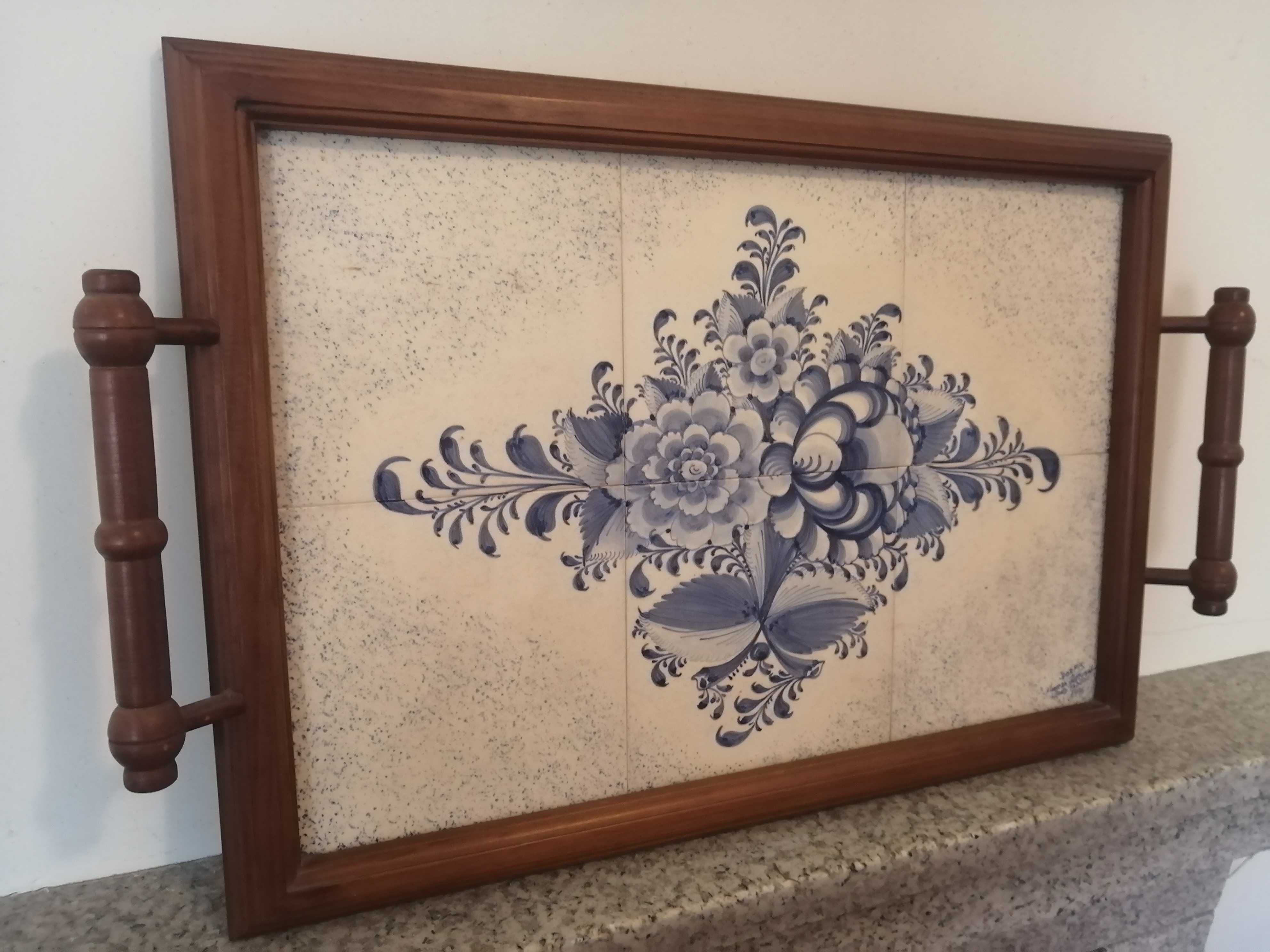 Tabuleiro de azulejos