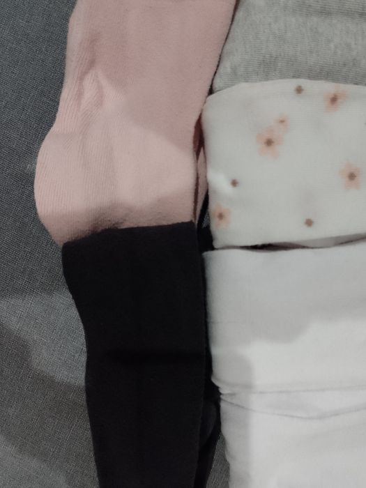 Sprzedam zestaw rajstop 122/128