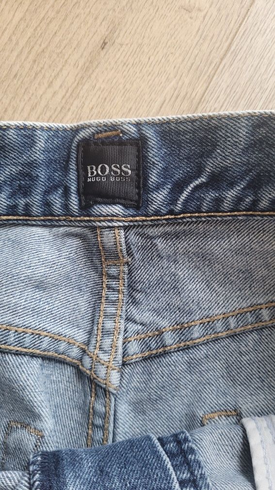 Jeansy hugo boss