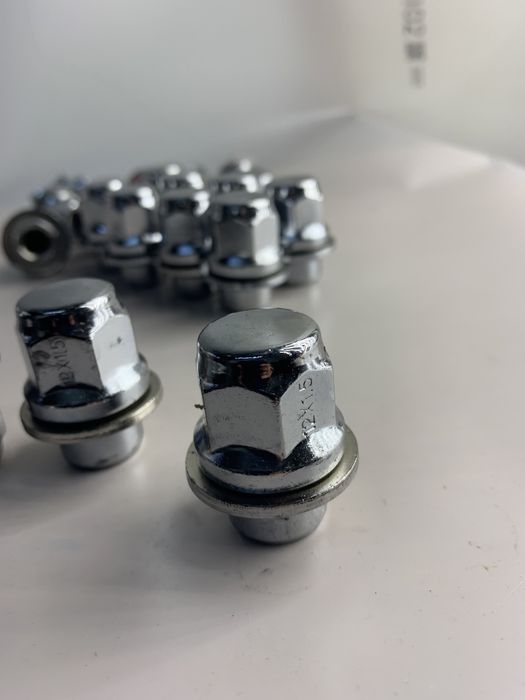 Гайка колесная Toyota Lexus М12x1,5x37,5мм Прессшайба