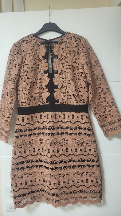 Продам сукню       .