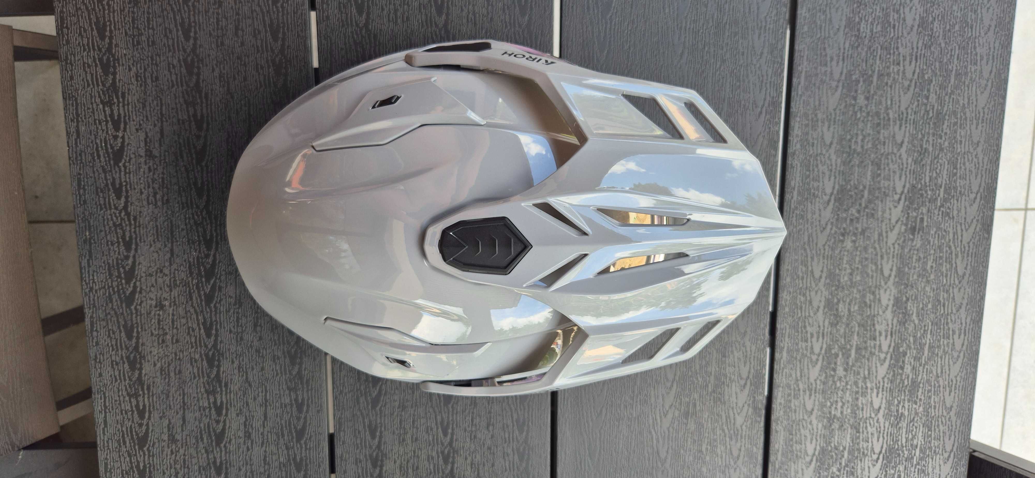 Airoh commander 2 M