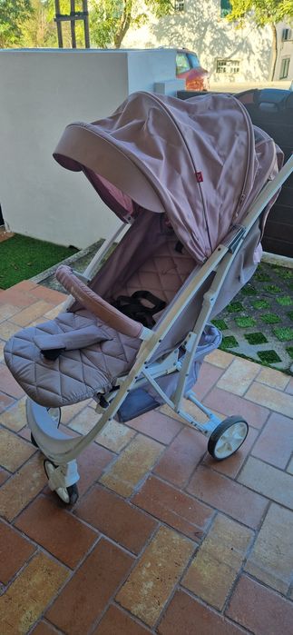 Carrinho de bebé Rosa