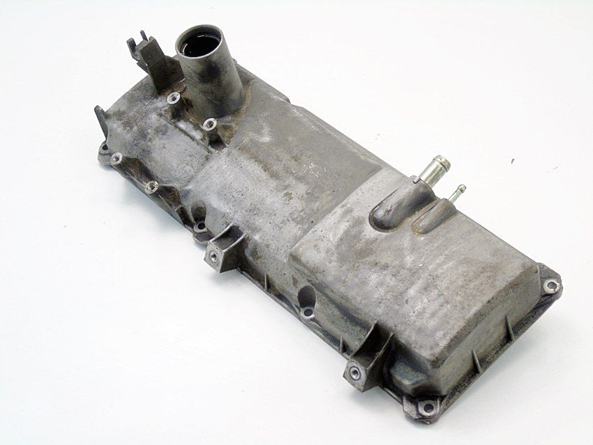 Pokrywa Zaworów 1.4 8V Megane Clio 2 Kangoo Scenic Logan 273692