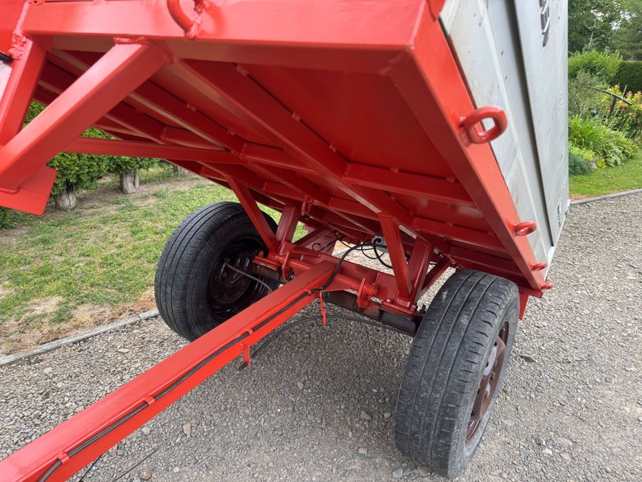 Przyczepa rolnicza wywrotka
