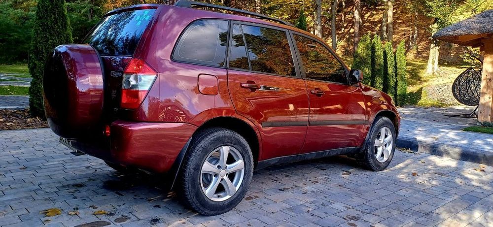 Чері тіго т11 в доброму стані