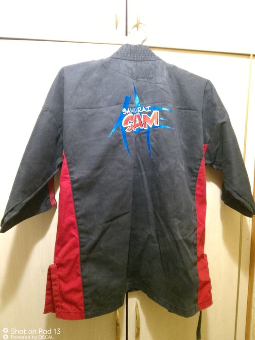 Чёрное кимоно для тренировок