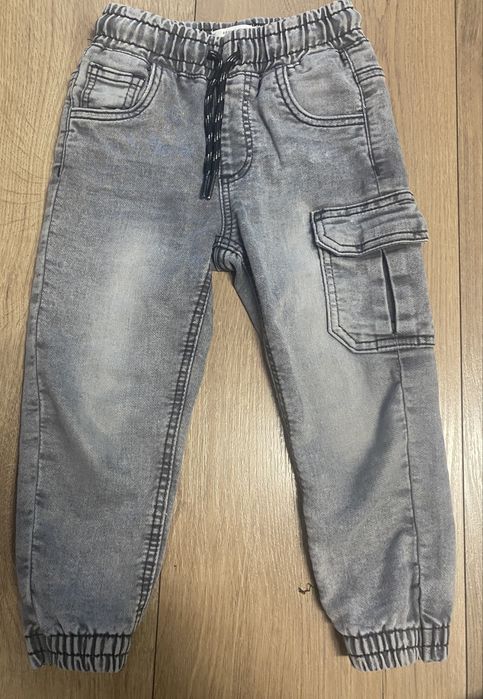 Spodnie jeansowe 98
