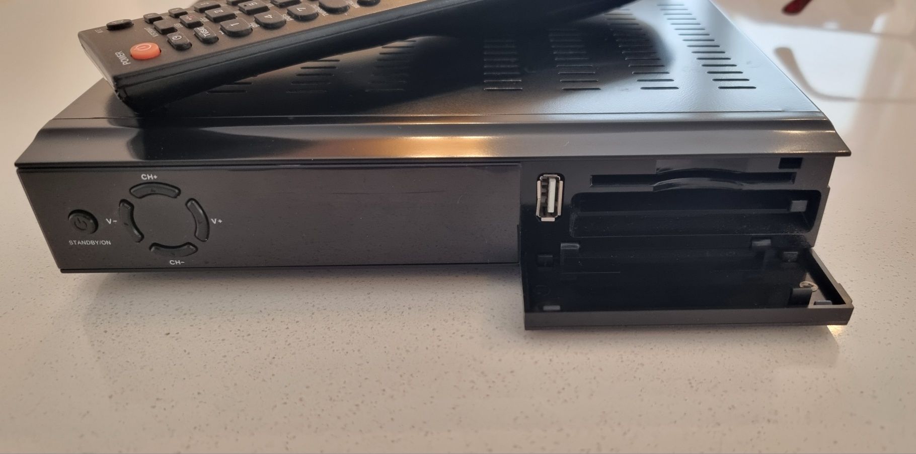 Box Amiko HD8200