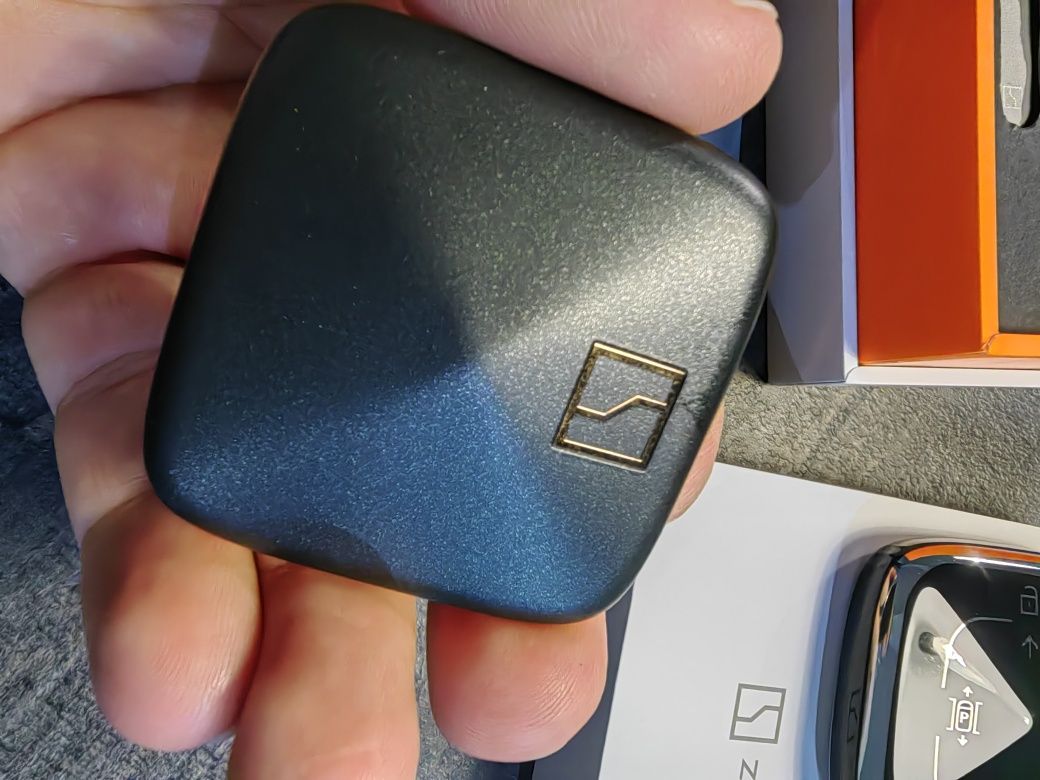Оригінальний ключ Bluetooth для Zeekr 001 в наявності!!!