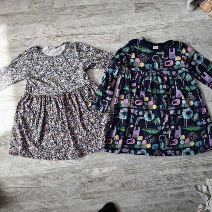 Sukienki 110-116 hm i inne