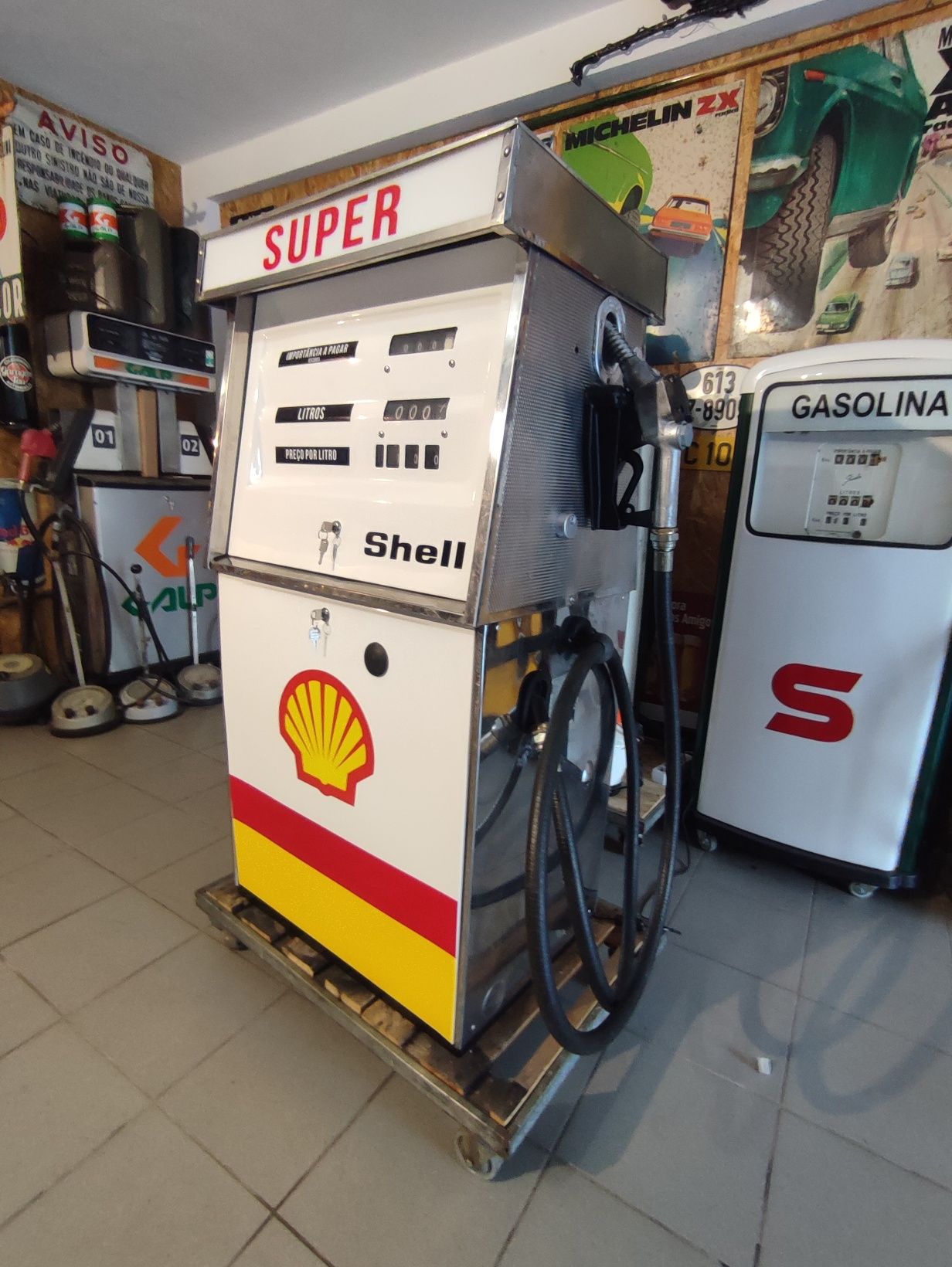 Bomba de gasolina Shell Tokheim