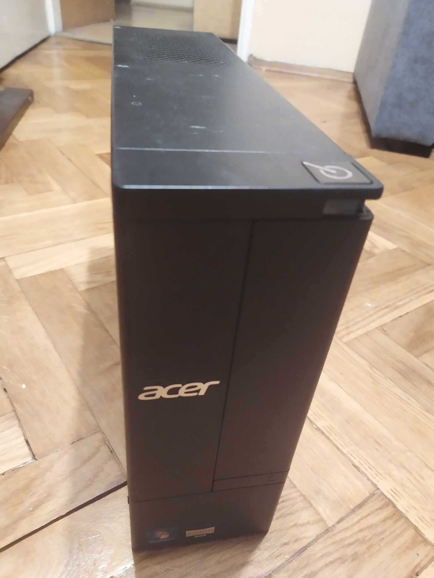 Mały komputer stacjonarny Acer X1430「tanio」