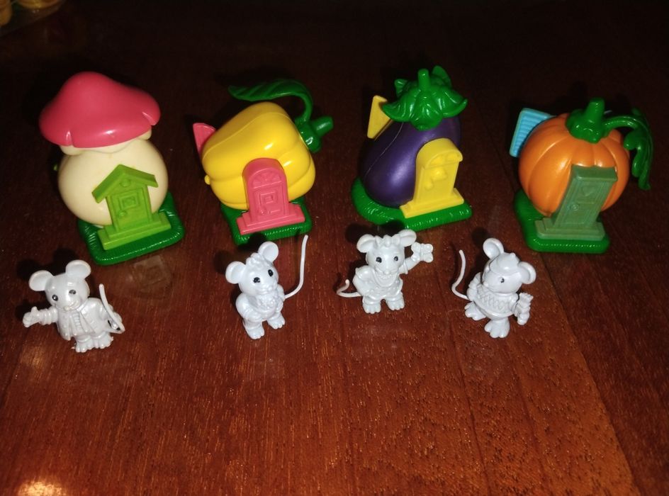 Кіндер ландрін динозаври смурфи щенячий патруль феї принцеси Вінні пух