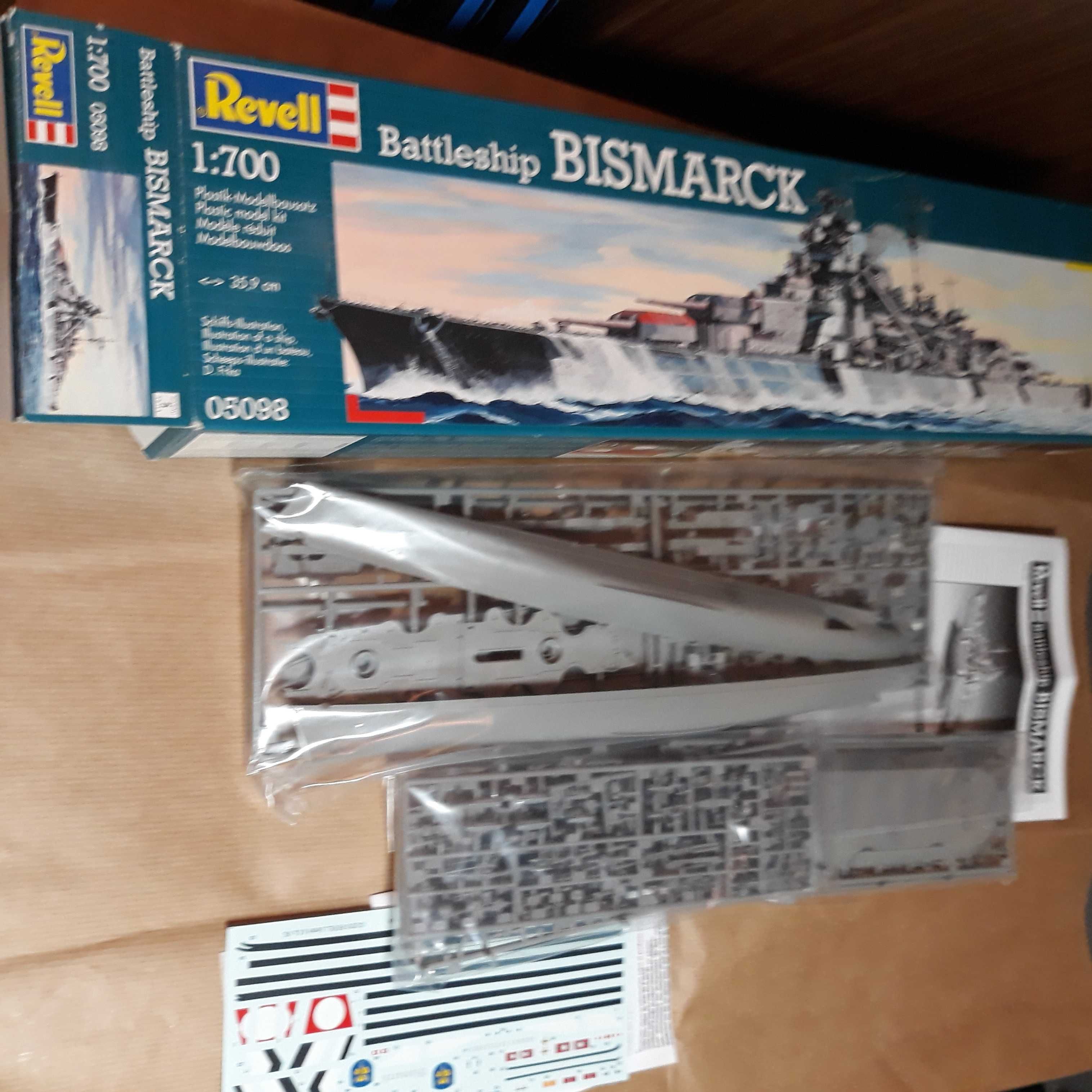 Revell 05098 BISMARCK Skala: 1:700