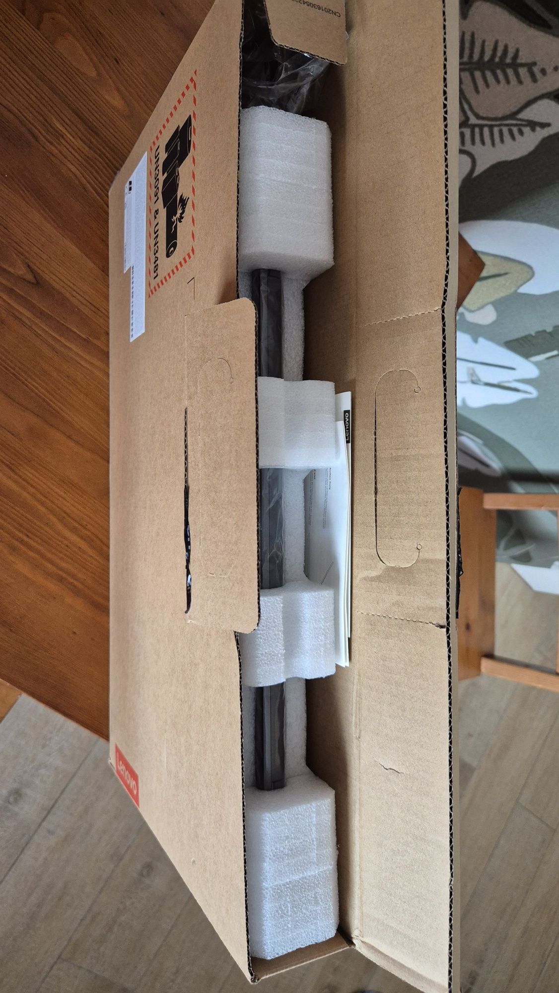 Lenovo V17 G4 IRU i7-1355U 16GB 512SSD 17"
