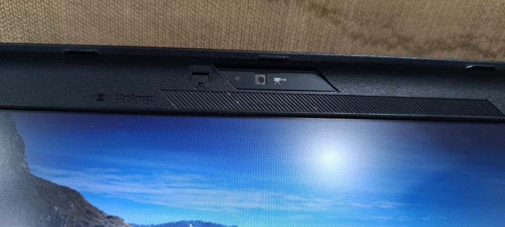Lenovo ThinkPad R400