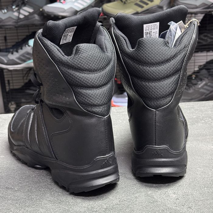 Чорні черевики Adidas 807295 ОРИГІНАЛ 100% 44 р