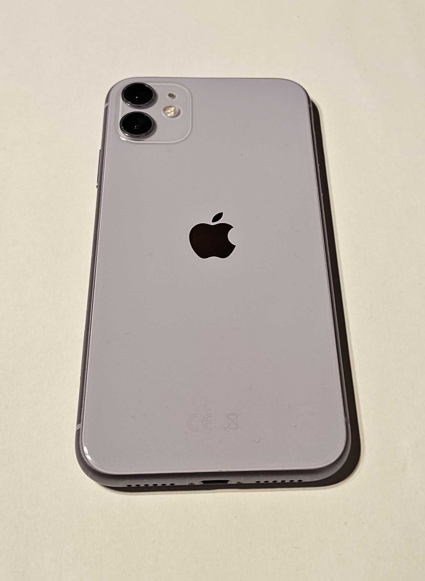 iPhone 11 fioletowy 64 GB