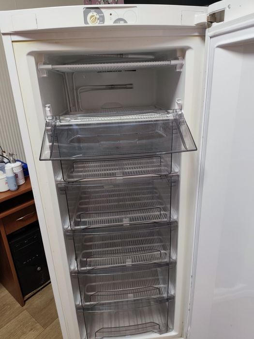 Морозильна камера Gorenje