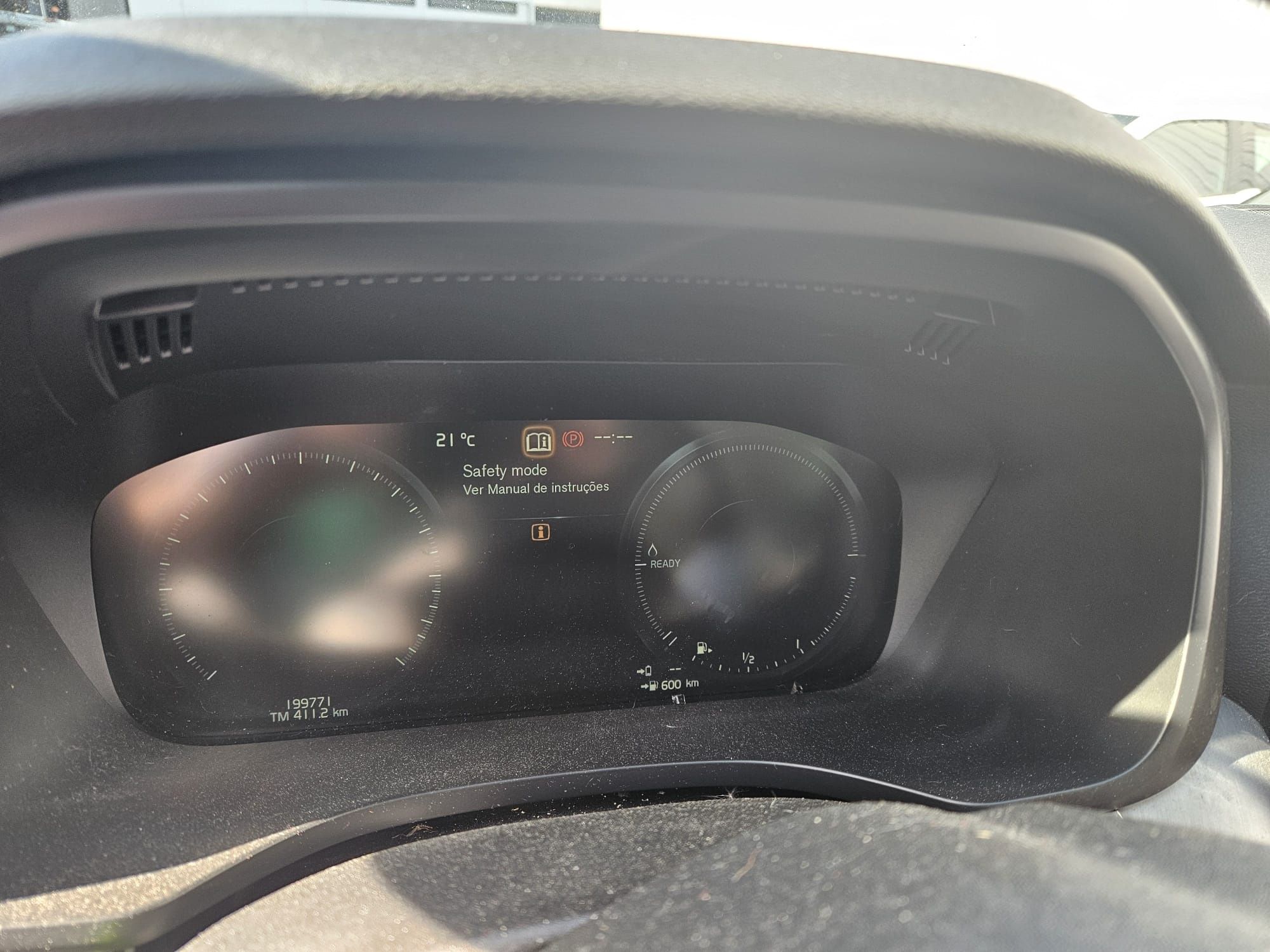 Volvo XC60 T8 Hybrid