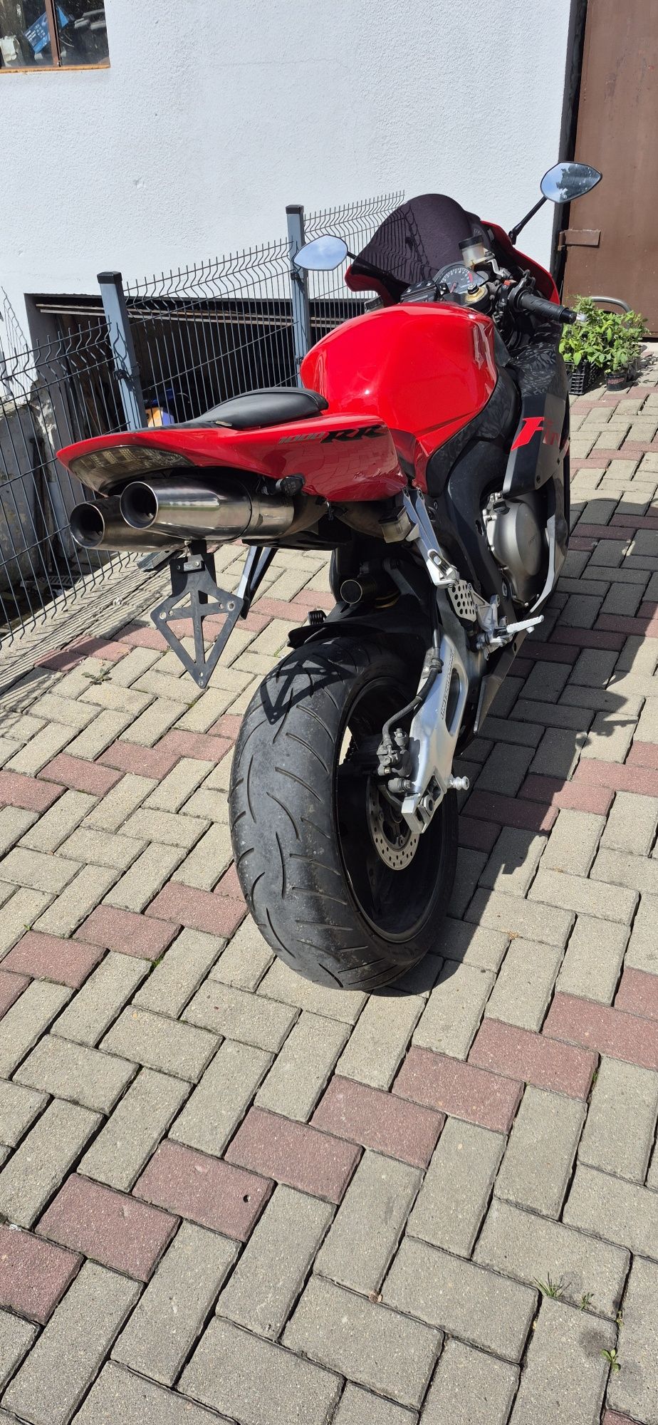 Honda cbr1000rr sc57a