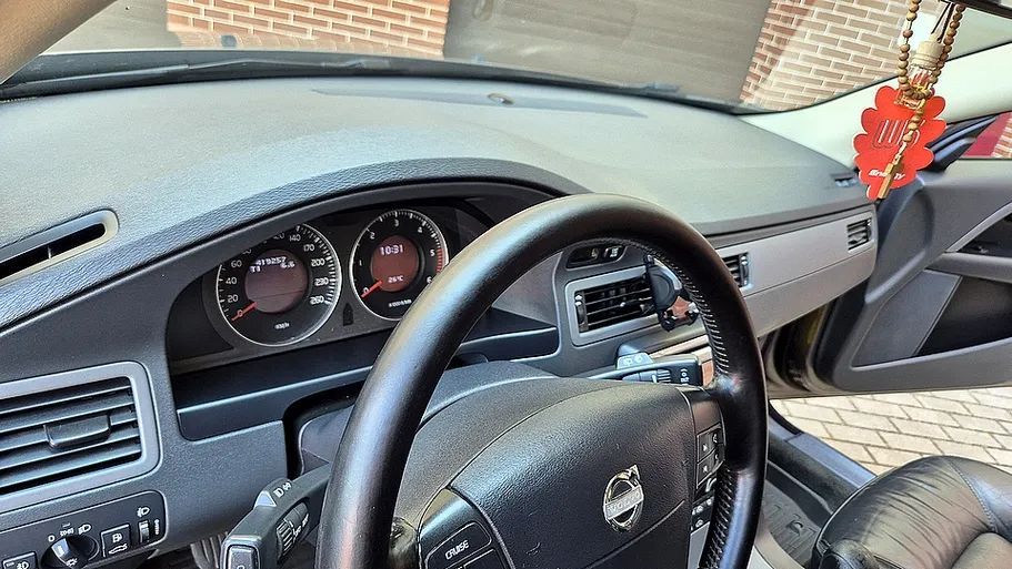 Volvo XC 70 Kombi 2.4D5 185KM ,Prześlicznie utrzymane, Zamienię na komputer