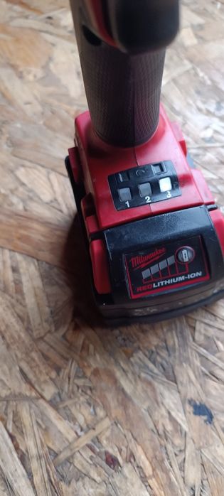 Klucz Milwaukee fmtiwf12 Aku 5ah