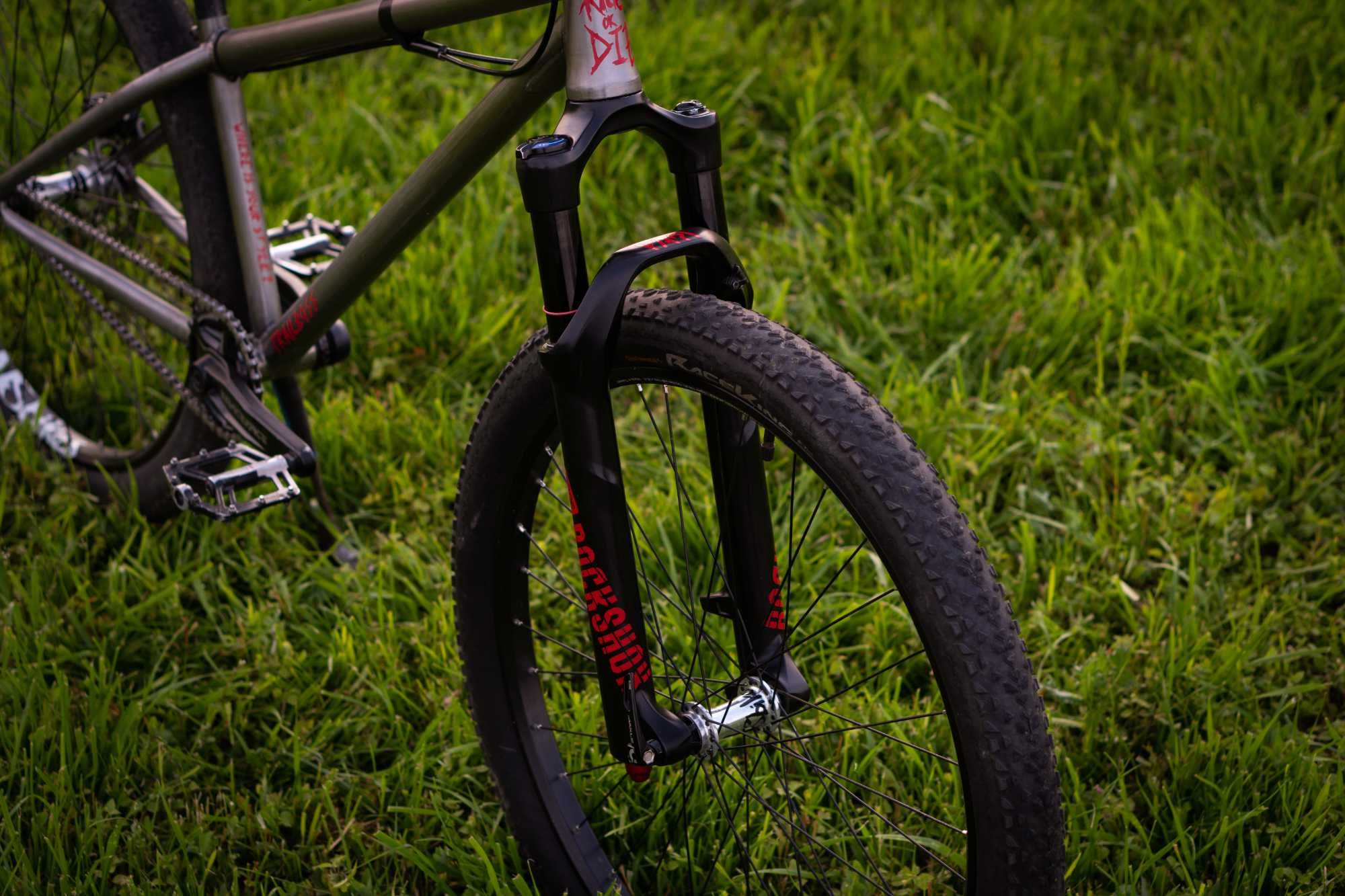 Octane One Void "TRAILBOSS" | Rock Shox, Speed King, Chromag